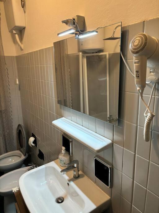 Netflix - Wi-Fi - “Fiume 19” - Daire Trieste Dış mekan fotoğraf